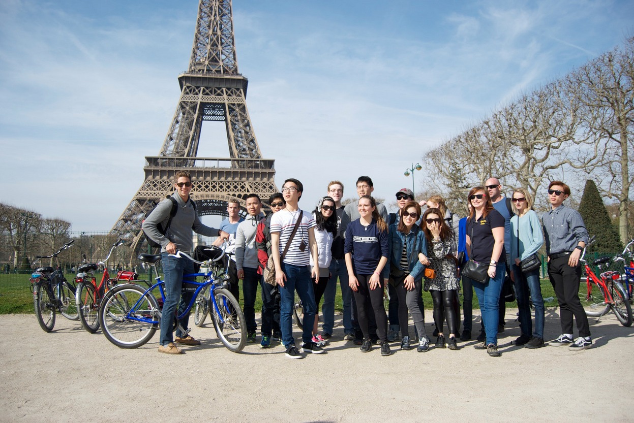The-group-in-Eiffel-1[1]